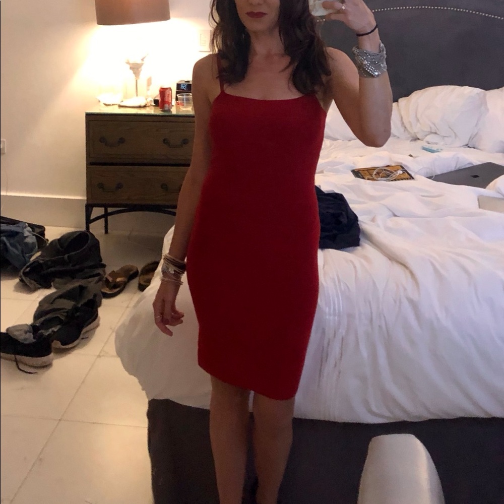 Red bodycon dress